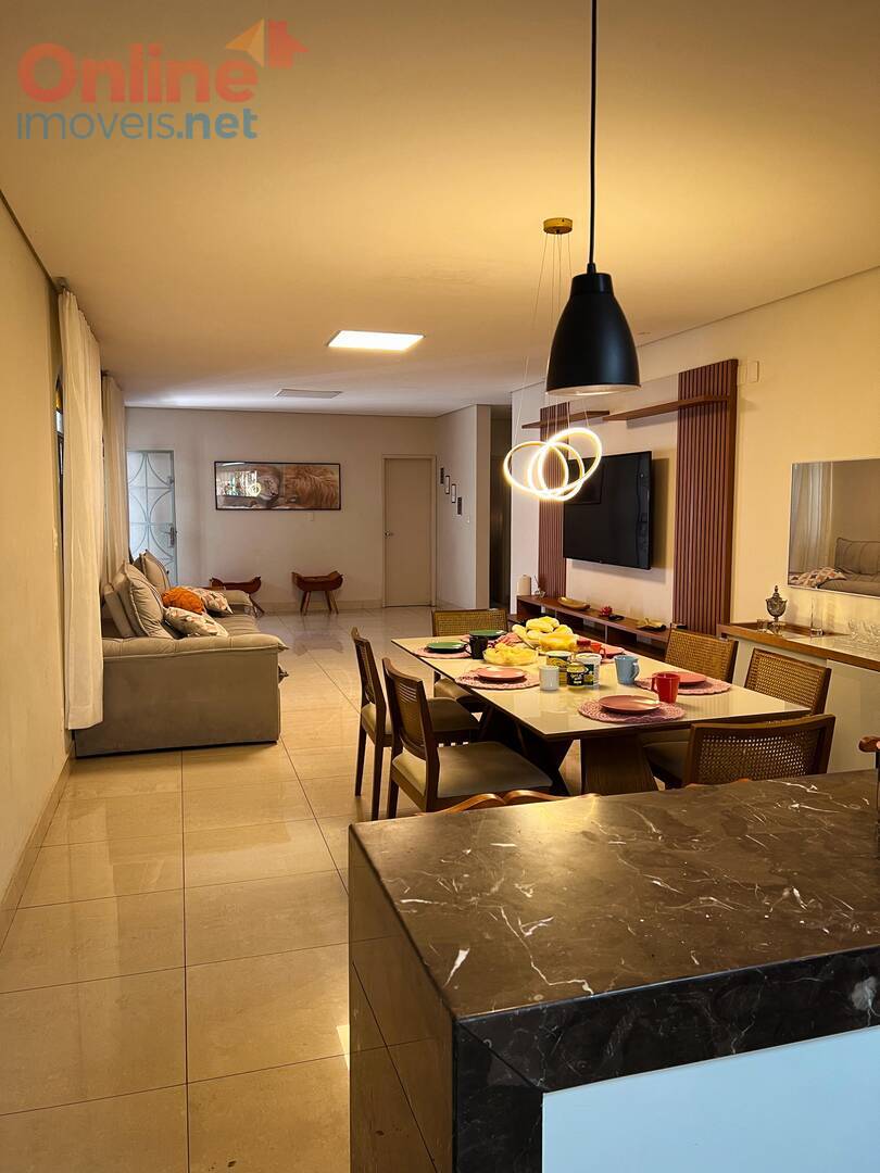 Casa, 4 quartos - Foto 1
