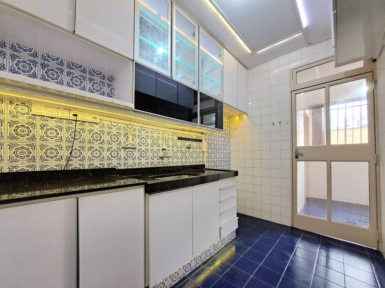 Apartamento com 3 quartos à venda, 100m² - Gutierrez