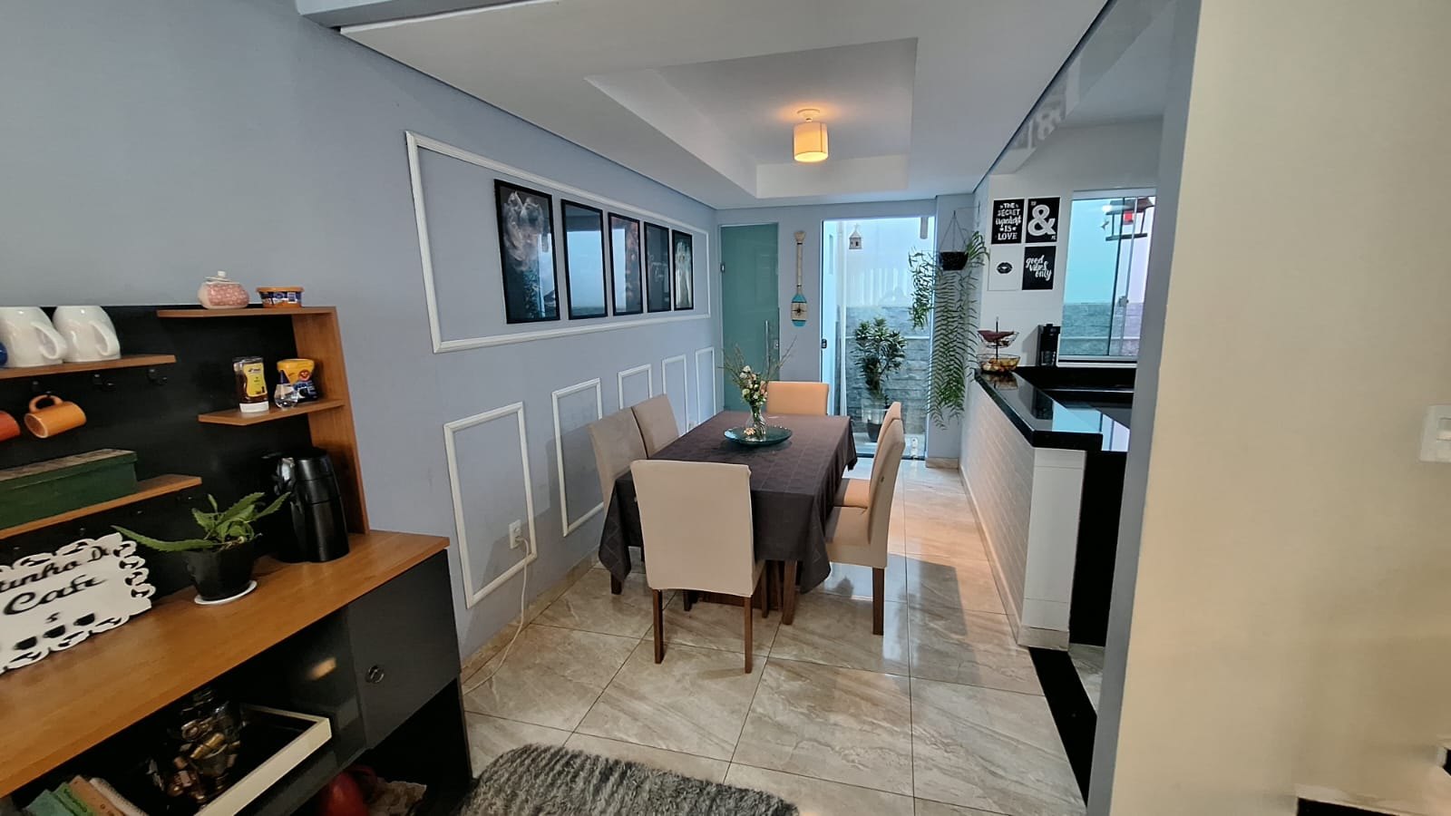 CASA TRIPLEX 150M² NO VALE DOS COQUEIROS